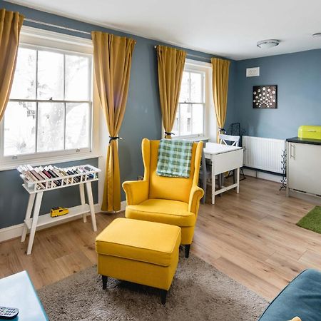 דירות לונדון Superb 1Bd Flat In The Heart Of Camden Town מראה חיצוני תמונה